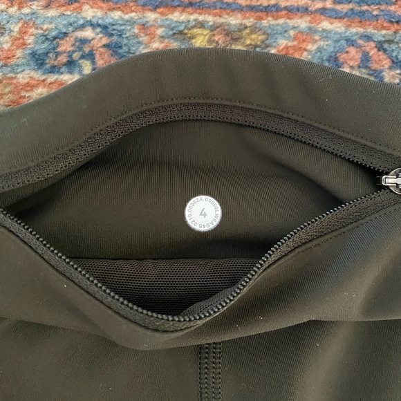 Lululemon Speed up Crop 21” - Dark Olive - Size 4 - Picture 3 of 5